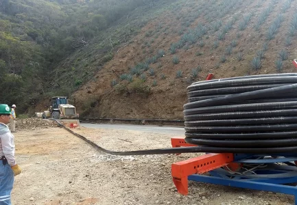 Instalación de Tubería Pexgol para Transporte de Relave Minero.